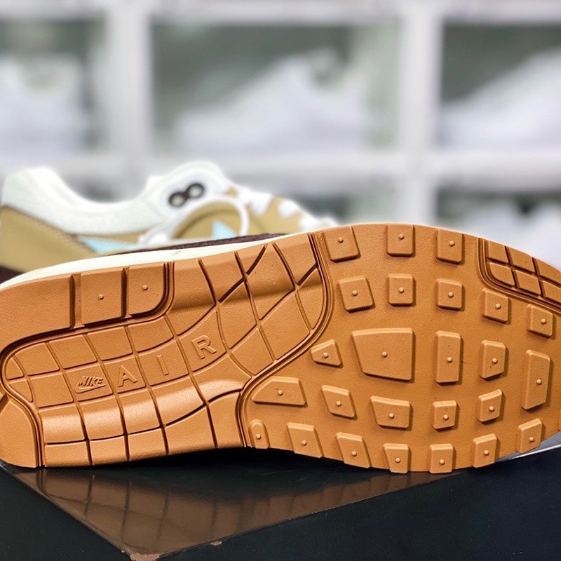 [รองเท้าผ้าใบนำโชค] NIKE Air Max 1 premium crepe brown fd5088-200 รองเท้าผ้าใบ SC ป้องกันการสึกหรอ