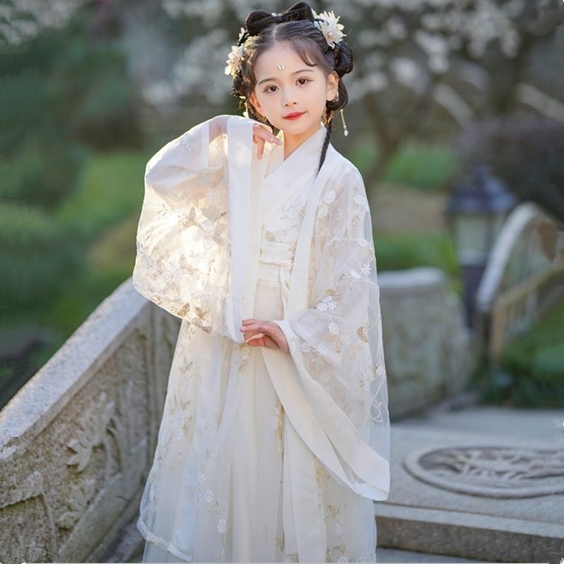 Hanfu เด็กสาว Super Fairy สไตล์ใหม่ Wei Jin สไตล์ Beige Hanfu เครื่องแต่งกายโบราณเครื่องแต่งกายประสิทธิภาพชุดฤดูใบไม้ผลิสไตล์ฤดูใบไม้ร่วง