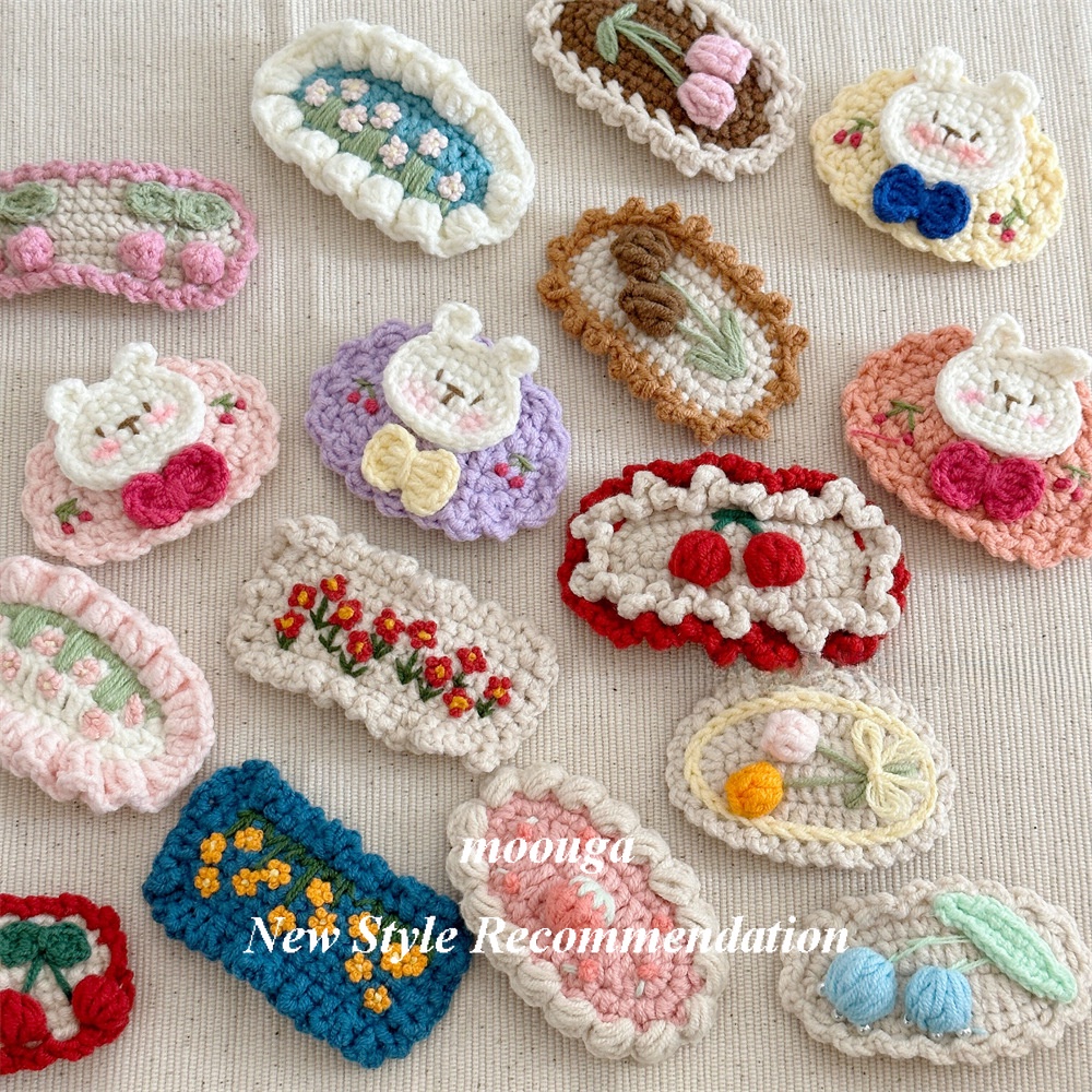Moouga กิ๊บติดผม ผ้าวูล ถักโครเชต์ ปักลายดอกไม้น่ารัก แฮนด์เมด สีสันสดใส เครื่องประดับผมหน้าม้า ด้านข้าง