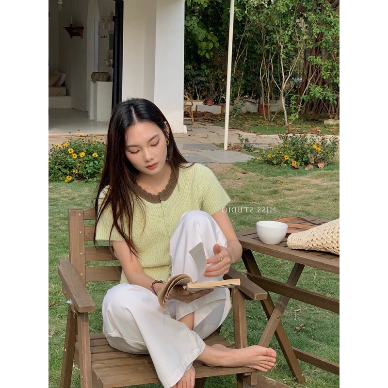CHUNYU OUTLETS เสื้ครอปคอกลม มาใหม่ พร้อมส่ง 23218#