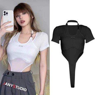 ชุดบอดี้สูท ทรงครอป แต่งเว้าเอว เซ็กซี่สุดๆ