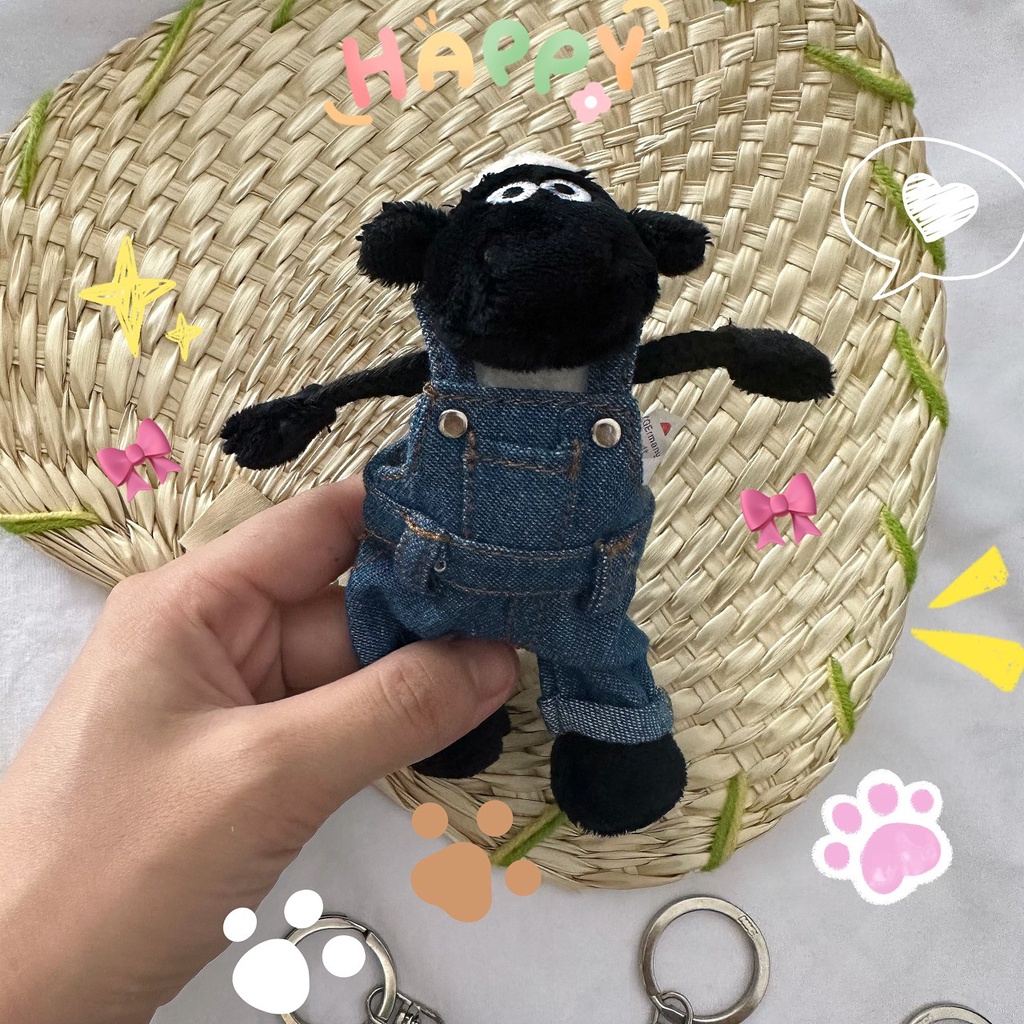 Pilot Lamb ins Overalls ขนสัตว์สีดําตัวน้อยตุ๊กตาผ้ากํามะหยี่ตุ๊กตาพวงกุญแจกระเป๋าจี้