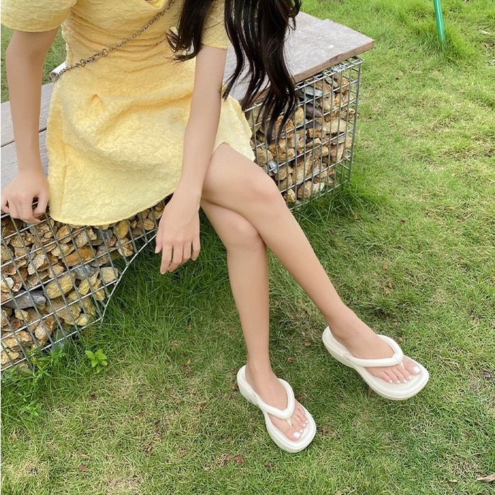 รองเท้าหูคีบส้นตึก พื้นหนารุ่นฮิต สีสันสดใสน่าใส่ เข้ากับทุกลุค สีเรียบๆน่ารักมากๆ #sy99