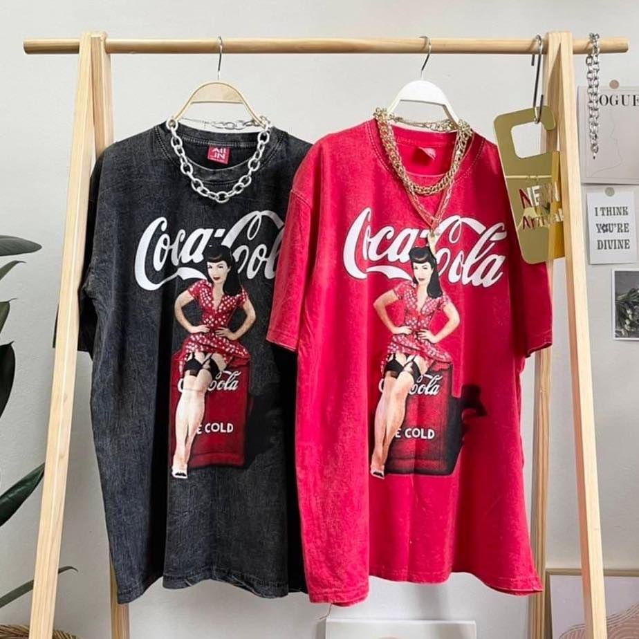 เคเมะจา . เสื้อโอเวอร์ไซส์ Coca Cola วินเทจพร้อมล้างเปรี้ยวในกรุงเทพ