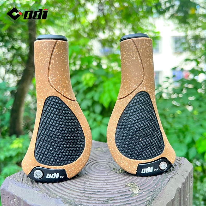 จักรยาน Grips Oak แบบเออร์โกโนมิก กันลื่นสำหรับ MTB