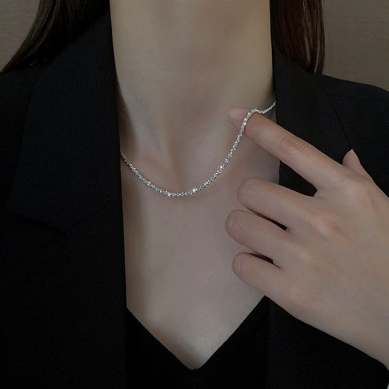 ชุดเครื่องประดับ สร้อยข้อมือ กําไลข้อมือ สร้อยคอ แหวน สีเงิน สามารถปรับได้ เหมาะกับของขวัญงานแต่งงาน สําหรับผู้หญิง