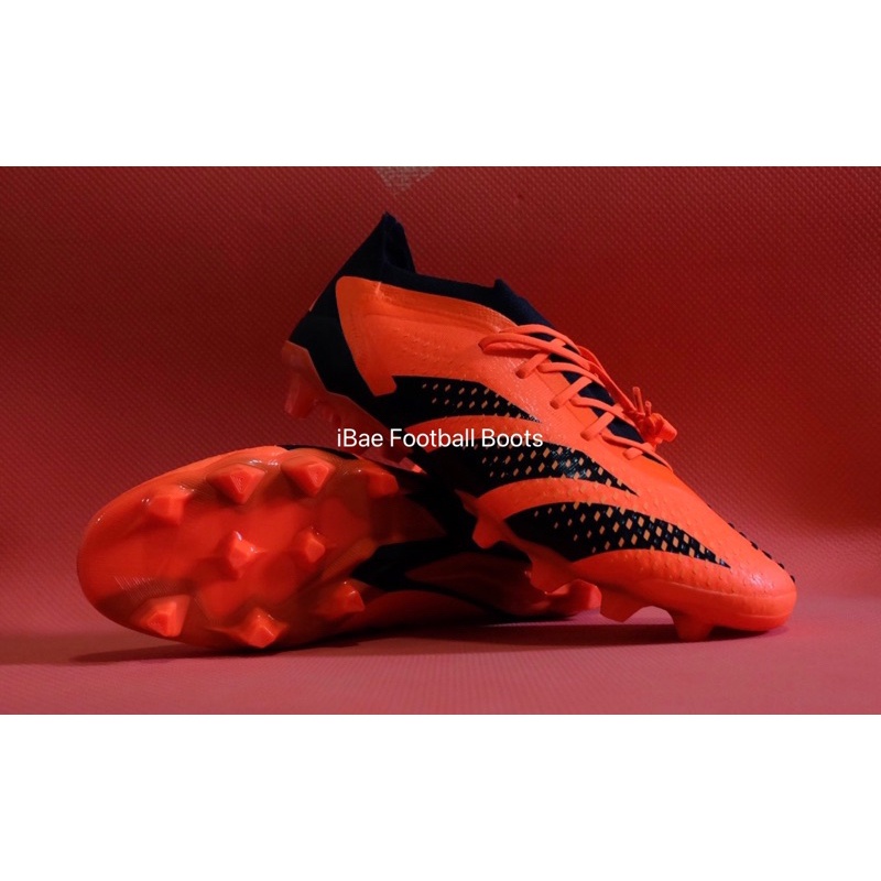 รองเท้าฟุตบอลปุ่มธรรมดา Adidas Predator Accuracy .1 HG/AG ตัวท็อป ของแท้ แฟชั่น