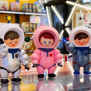 [พร้อมส่ง] ของแท้ พร้อมส่ง Pop Mart 009 Space Walker ของขวัญแฮนด์เมด สไตล์ญี่ปุ่น สําหรับนักบินอวกาศ M5F6