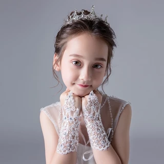 **ส่งเร็วมาก** ถุงมือลูกไม้เด็กหลายแบบ 4-8 ขวบขึ้นไป สินค้าพร้อมส่งจาก shop ไทย