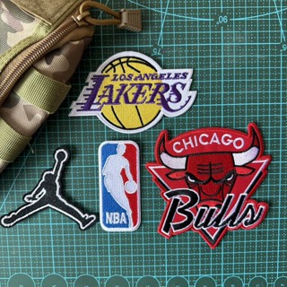 【Customized 】แพทช์เวลโคร ปักลายโลโก้ทีมบาสเก็ตบอล NBA Lakers Warriors Bulls 3D สําหรับตกแต่งเสื้อแจ็กเก็ตยีน หมวกเป้