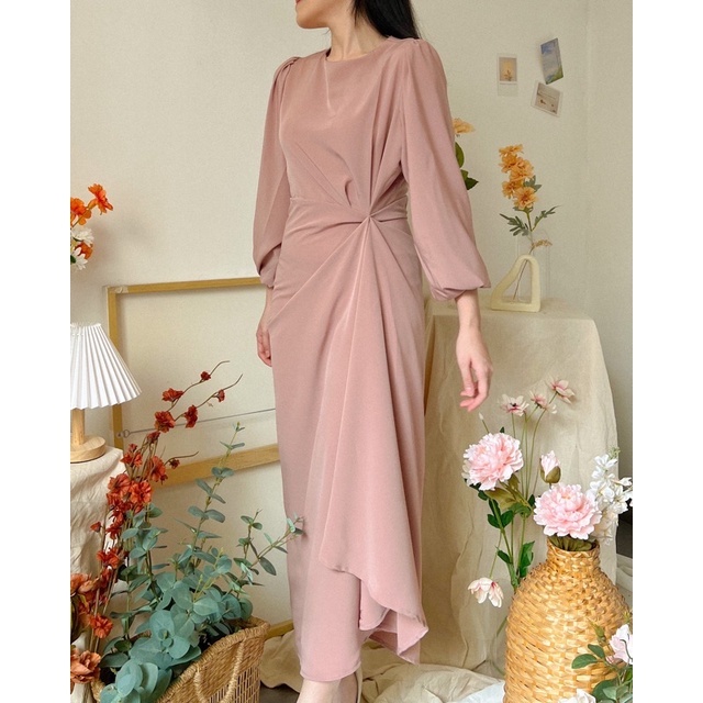LIRICA DRESS TWIST รุ่น JUMBO SILK MATERIAL LD 120 BEAUTIFUL BRIDESMAID PARTY DRESS BIGSIZE ชุดล่าสุ