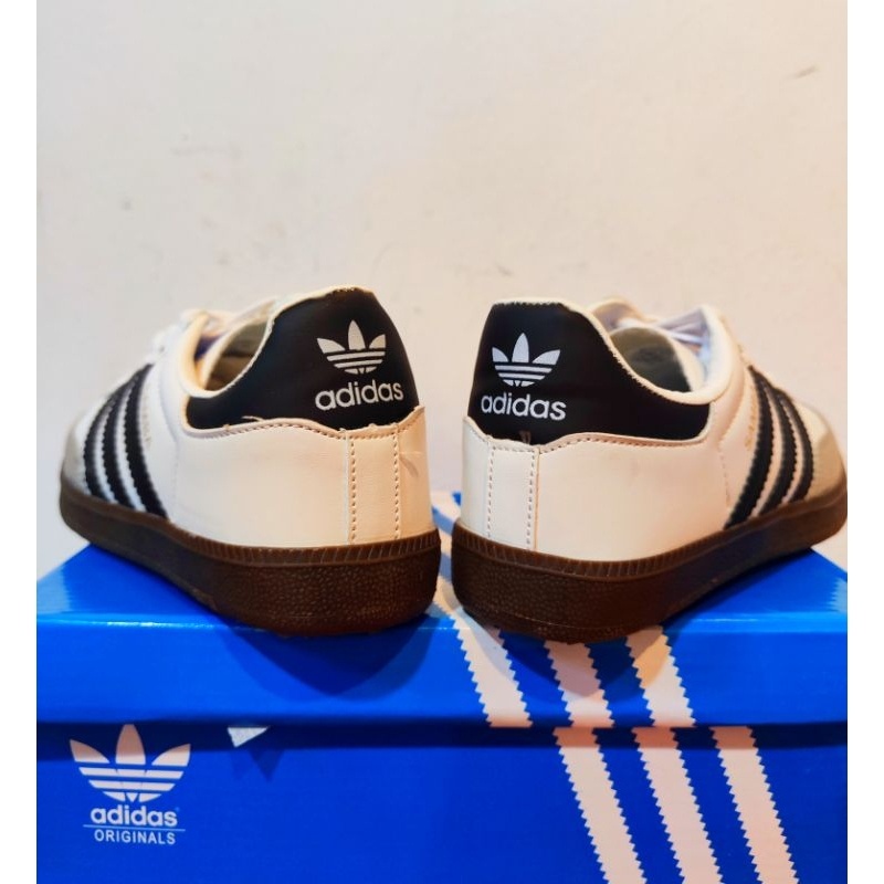 Adidas Samba ของผู้หญิงขาวดำ แฟชั่น