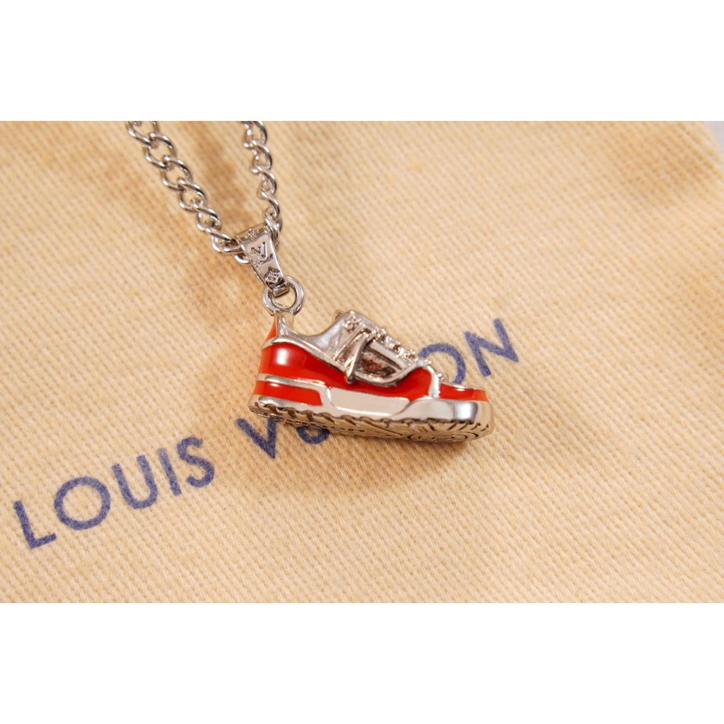 Lv Trainer Necklace Classic Sneaker Pendant All-Match Sweater Chain