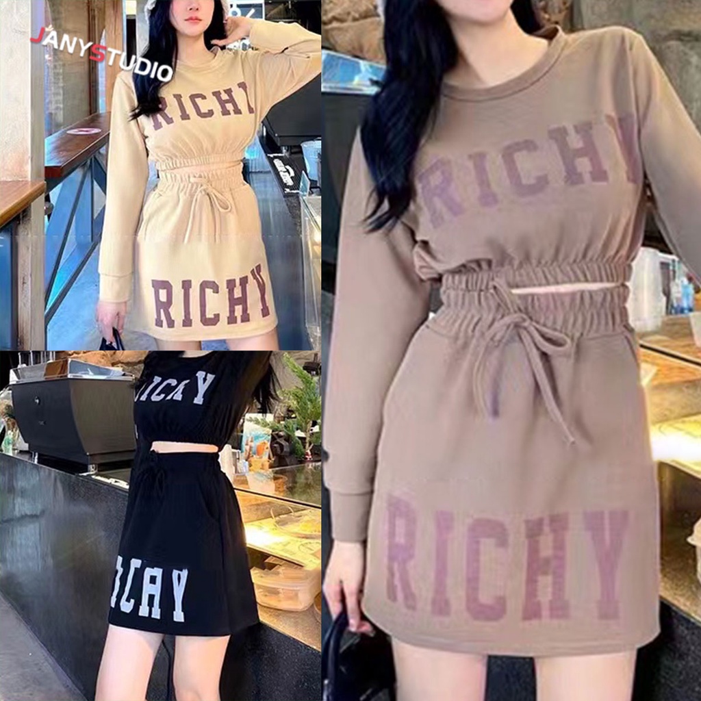 ชุดเซ็ทลำลองเเฟชั่นใหม่ฤดูร้อนเสื้อครอป+กระโปรงสั้น