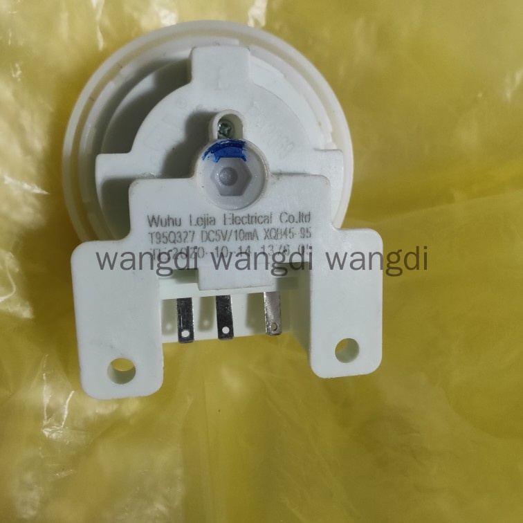 เหมาะสําหรับ Midea เครื่องซักผ้าระดับน้ําเซนเซอร์สวิทช์ XQB45-95 T95Q327 45-96 602VL