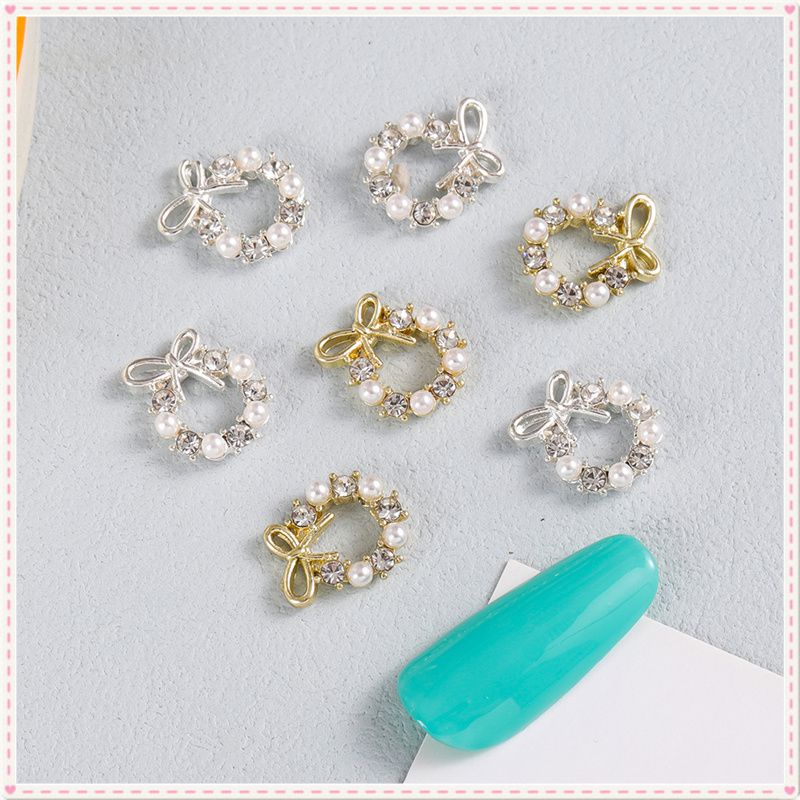 10 ชิ้นเล็บคริสต์มาสเพิร์ล Rhinestone พวงหรีดเครื่องประดับโบว์เพชรซิลเวอร์โกลด์เล็บตกแต่งเล็บเครื่องมือสำหรับร้านเล็บ 4 แบบ JOYFEEL