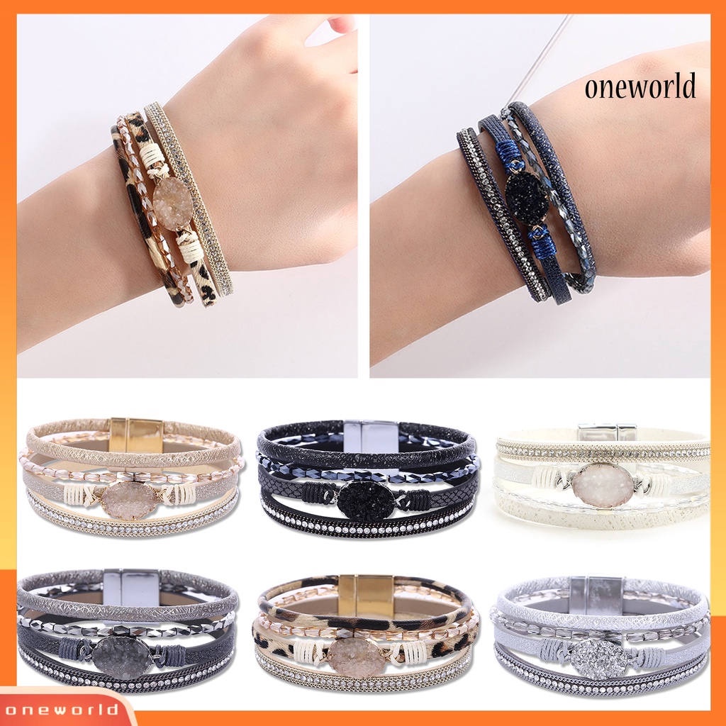 [oneworld] กําไลข้อมือ หนังเทียม ประดับคริสตัล พลอยเทียม สี่ชั้น ของขวัญ เครื่องประดับแฟชั่น สําหรับผู้หญิง