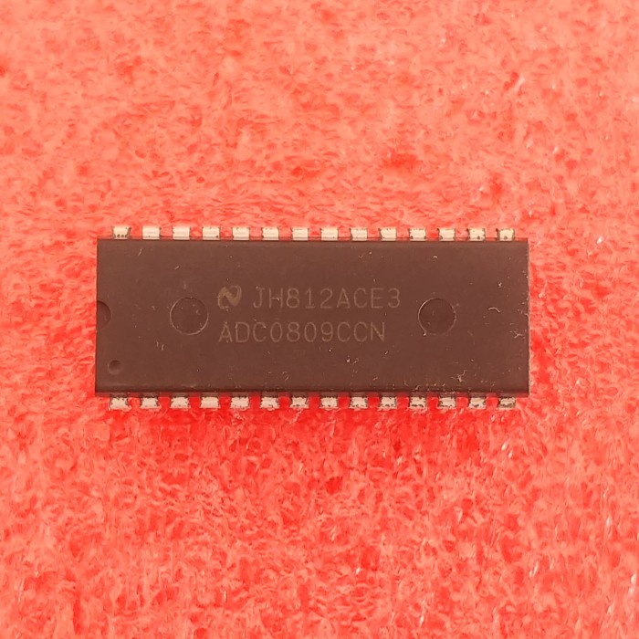 อะไหล่ ADC0809CCN ADC0809