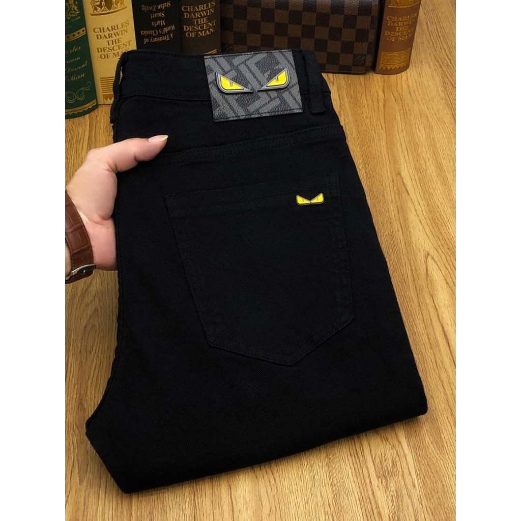 สถานียุโรปฤดูใบไม้ร่วงฤดูหนาวกางเกงยีนส์สีดําผู้ชายปัก High-End Street สวมใส่หรูหรา Casual All-Match Sli