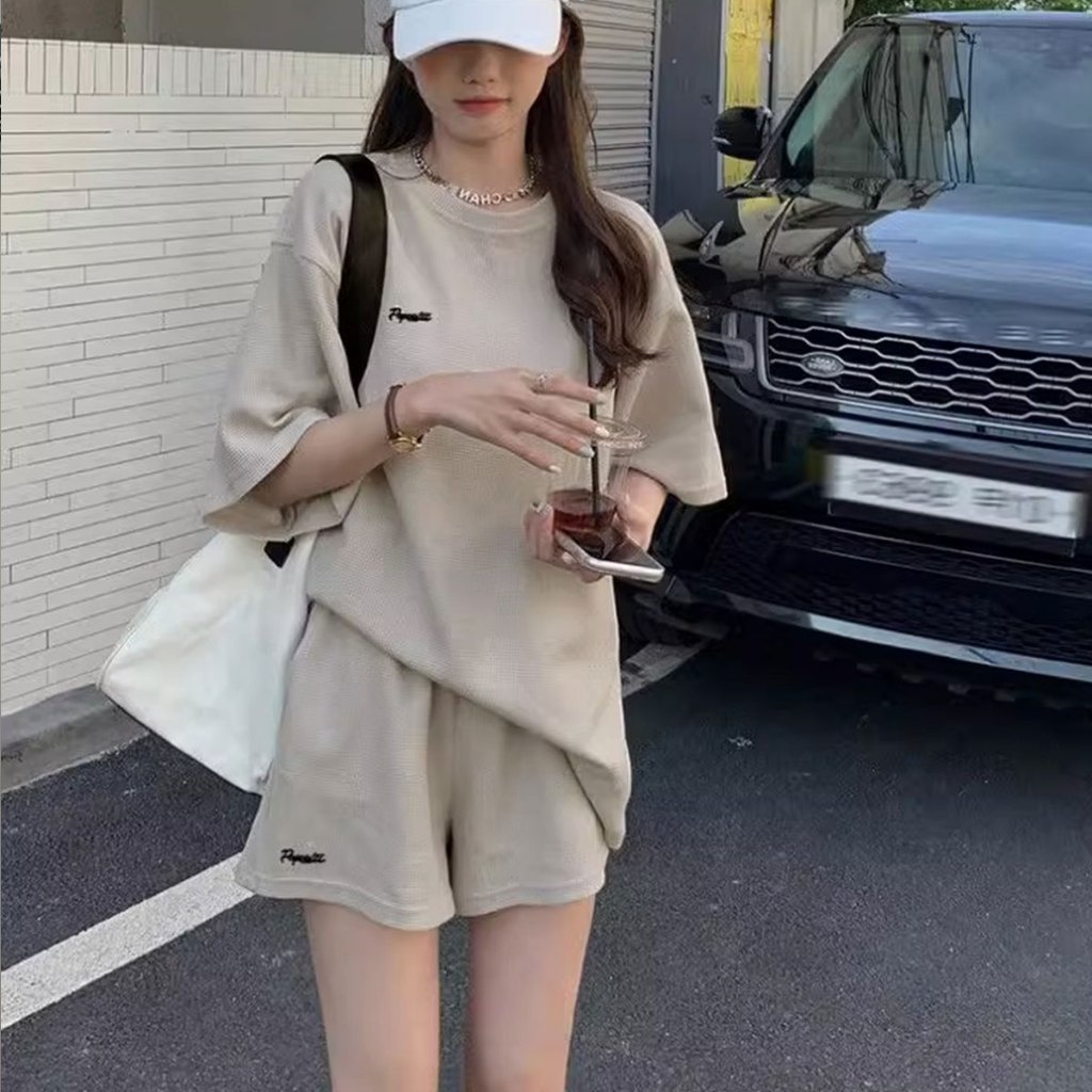 ชุดเซ็ต2ชิ้น เเขนสั้น-ขาสั้น ผ้าหนานุ่ม ฟรีไซส์