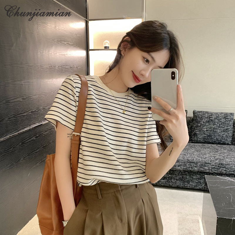 Chunjiamian ใหม่ เสื้อยืดลําลอง แขนสั้น คอกลม ทรงหลวม ลายทาง แฟชั่นฤดูร้อน 2024