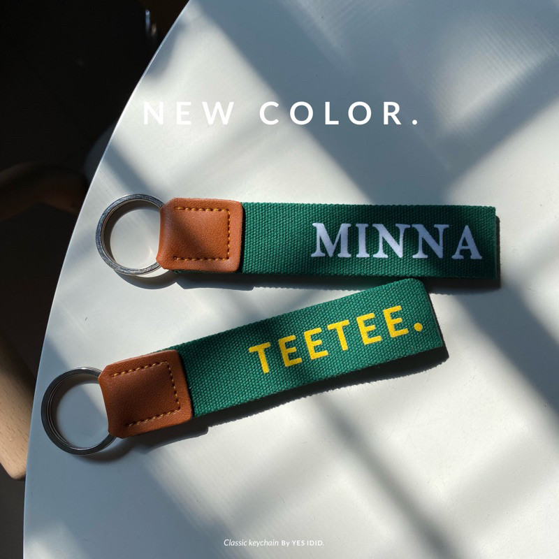 CLASSIC KEYCHAIN | Personalized name พวงกุญแจสั่งทำชื่อ คล้องกุญแจบ้าน กุญแจรถ by YES IDID.