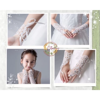 **ส่งเร็วมาก** ถุงมือลูกไม้เด็กหลายแบบ 4-8 ขวบขึ้นไป สินค้าพร้อมส่งจาก shop ไทย