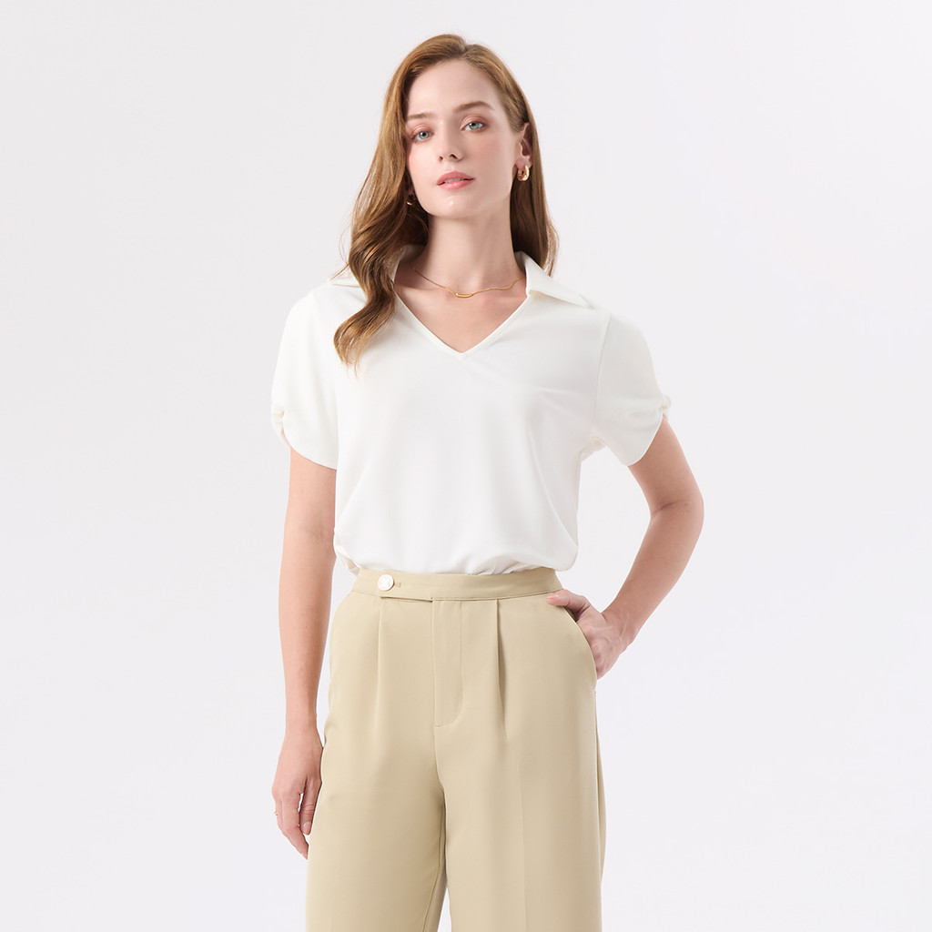 ESPADA เสื้อนิต คอวีมีปก ผู้หญิง สีออฟไวท์ | V-neck knit top with a collar | 04985