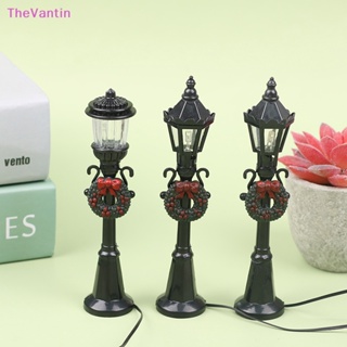 Thevantin โคมไฟถนนคริสต์มาส ขนาดเล็ก อุปกรณ์เสริม สําหรับตกแต่งบ้านตุ๊กตา 4 ชิ้น ต่อชุด