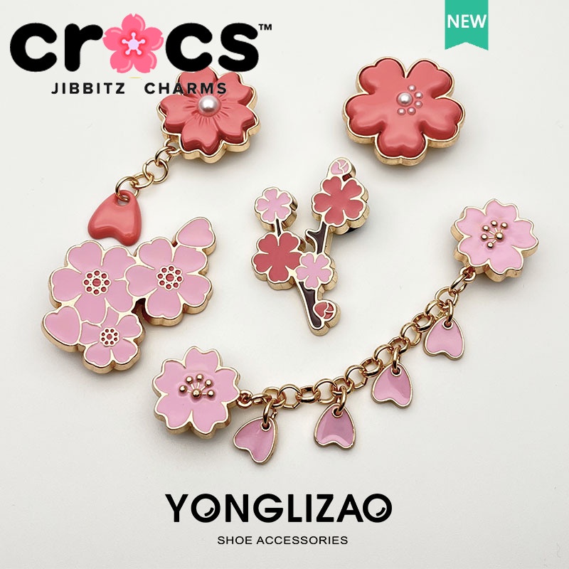 jibbitz crocs แท้ กระดุมโลหะ รูปดอกซากุระ สีชมพู สําหรับตกแต่งรองเท้า crocs