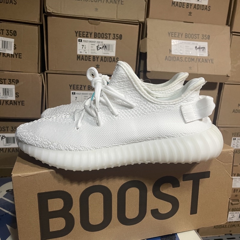 Yeezy 350 v2 Cream/white (men and women)