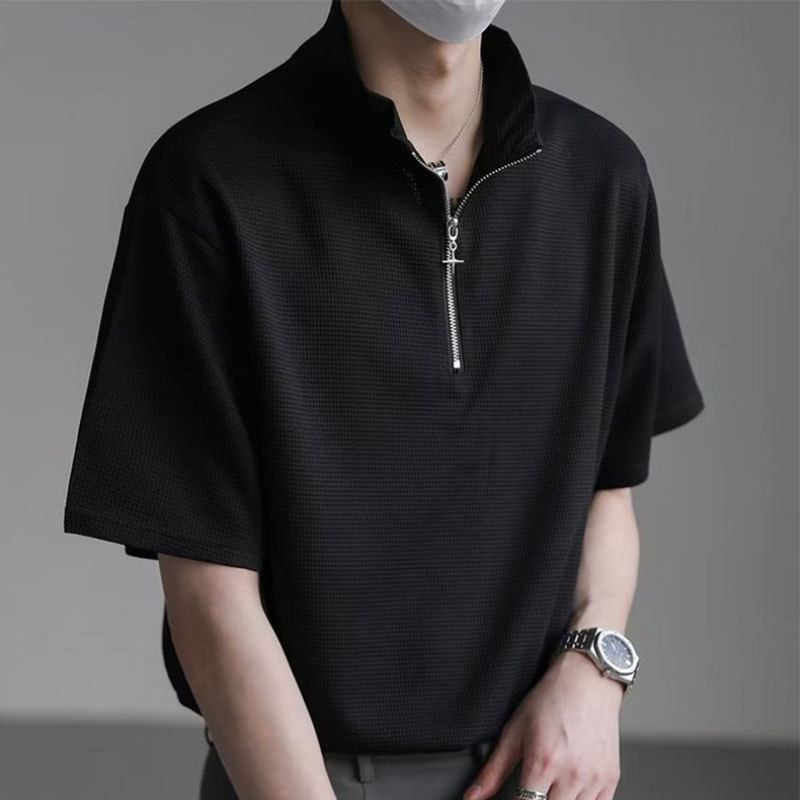 เสื้อโปโลแขนสั้น ทรงหลวม แต่งซิปครึ่ง แต่งวาฟเฟิล แฟชั่นฤดูร้อน สําหรับผู้ชาย