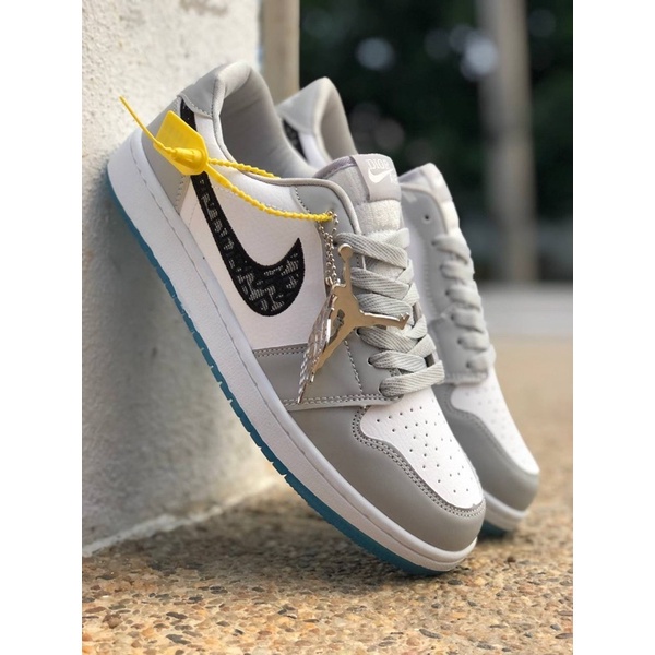 [คลังสินค้าพร้อม] airforce D I O R สีเทา สีขาว 100% copy Ori 1:1 New แฟชั่น