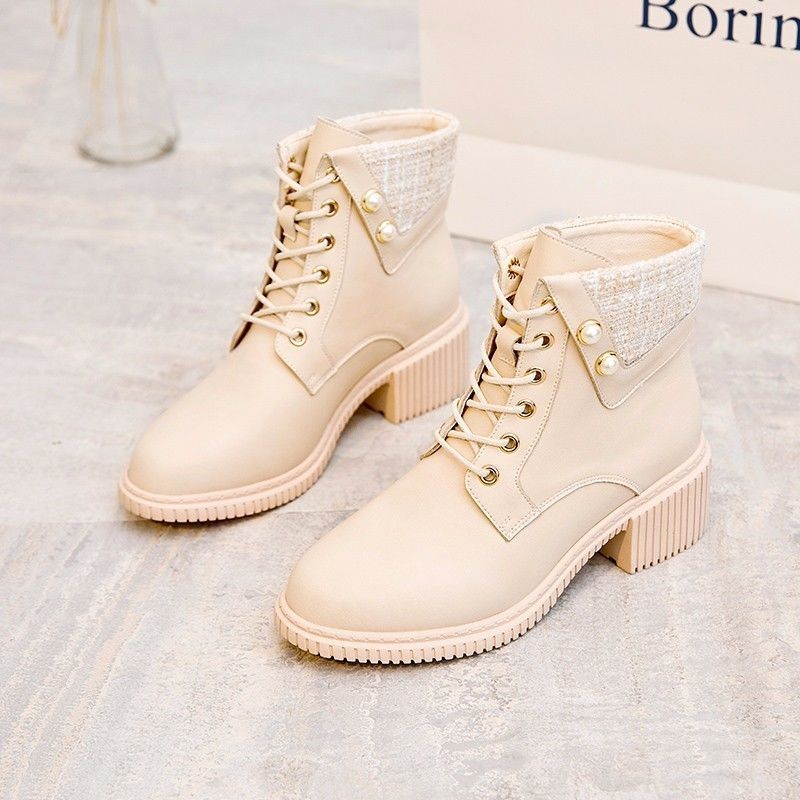 [นางสาว. Lin] รองเท้าบูทสั้นสไตล์ Chanel เวอร์ชั่นเกาหลี รองเท้าบูทสตรีส้นสูงเข้ากันทั้งหมดแฟชั่นรอง