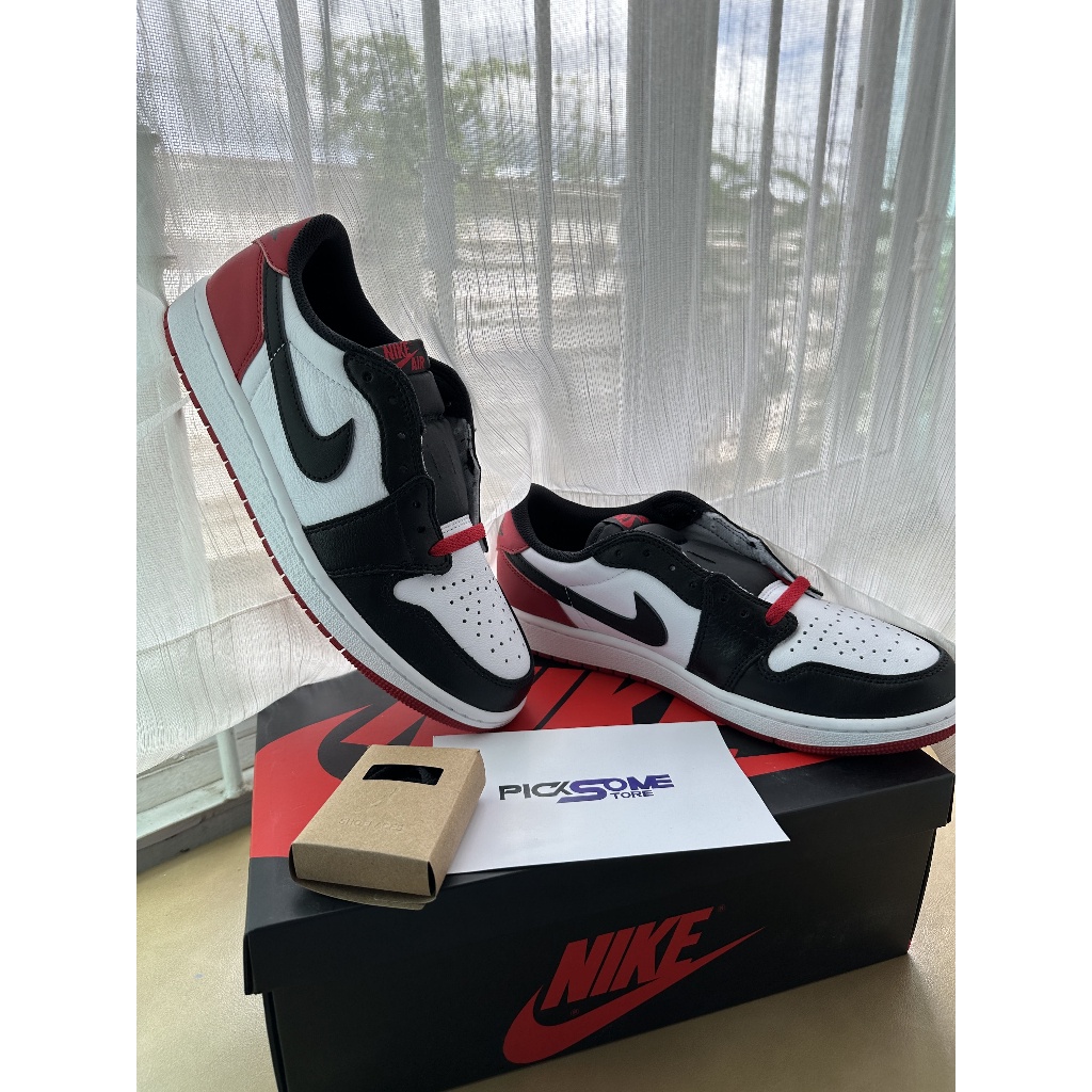 พร้อมส่ง ของแท้  Nike Air Jordan 1 Low BLACK TOE รองเท้า Hot sales