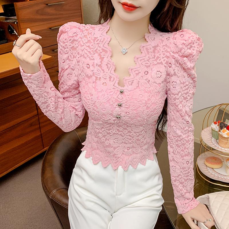 Miou ใหม่ เสื้อยืดคอวี แขนสั้น แขนพอง เข้ารูป แต่งลูกไม้ เซ็กซี่ สีชมพู แฟชั่นฤดูใบไม้ร่วง ฤดูหนาว สไตล์เกาหลี สําหรับผู้หญิง 2023