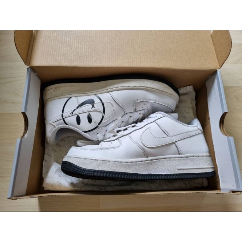 Nike Air Force 1 LV8 2 (GS) มือสอง ของแท้ 100% ตรวจสอบได้ สภาพ 85% ส่งฟรี! แฟชั่น รองเท้า true