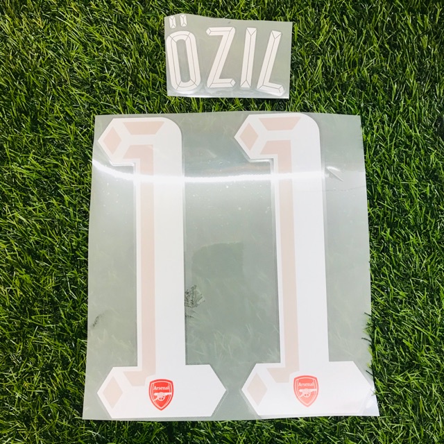 Ozil 11 arsenal home 15/16 ucl nns