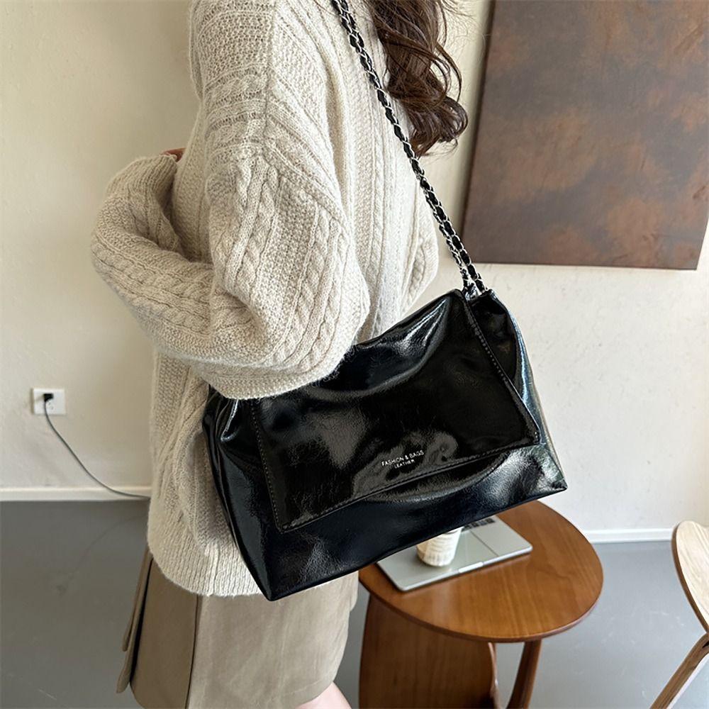 Emilee Tote Bag กระเป๋าสะพายความจุขนาดใหญ่สไตล์เกาหลีอินเทรนด์ PU All-match Shoppoing Bag ผู้หญิง