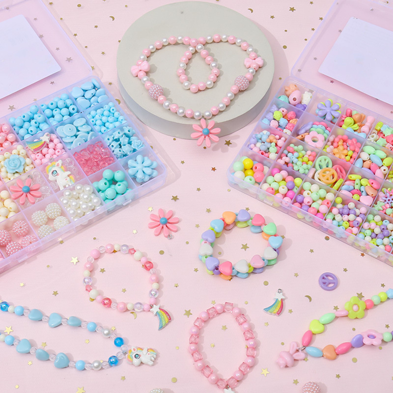 ลูกปัดร้อยสร้อย แพ็ควัสดุลูกปัด DIY 24 ช่อง ของเล่นแฮนด์เมด ทำสร้อยข้อมือ ทำสร้อยคอ ของเล่นสาว