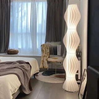 ตกแต่งห้อง floor lamp ควบคุมระยะไกลโคมไฟตั้งพื้นโมเดิร์นเรียบง่ายแสงและเงาโคมไฟ ห้องนั่งเล่นห้องนอนโซฟามุมบรรยากาศโคมled