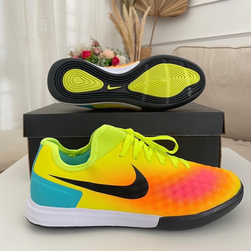 Tenis nike cheap magista 2018