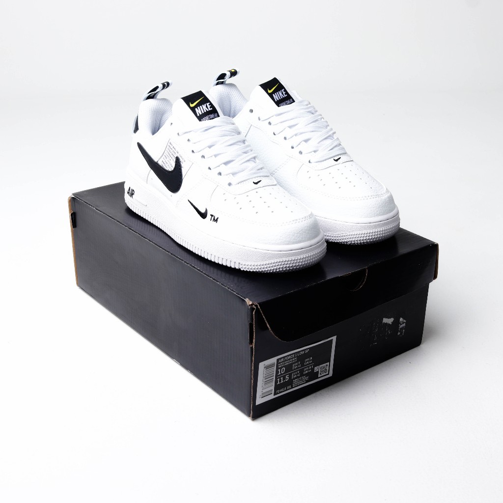 (VLTAVN) Sepatu Nike Air Force 1 07 LV8 Utility สีขาว สีดำ - AF1 Fashion