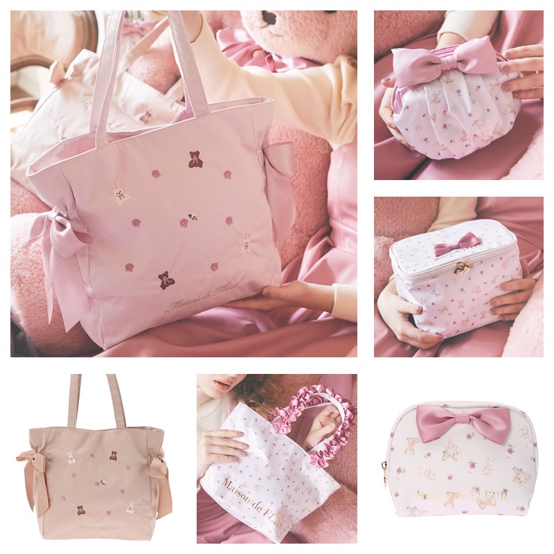 【 Maison De FLEUR 】ญี่ปุ่น แปด ครบรอบ หมี พิมพ์ เย็บปักถักร้อย กระเป๋าสะพาย