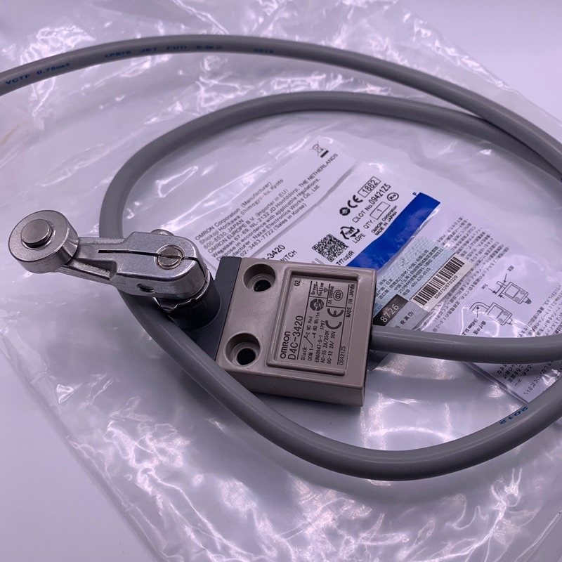 สุดคุ้ม D4C-3420 OMRON D4C-3420 LIMIT SWITCH D4C-3420  LIMIT SWITCH