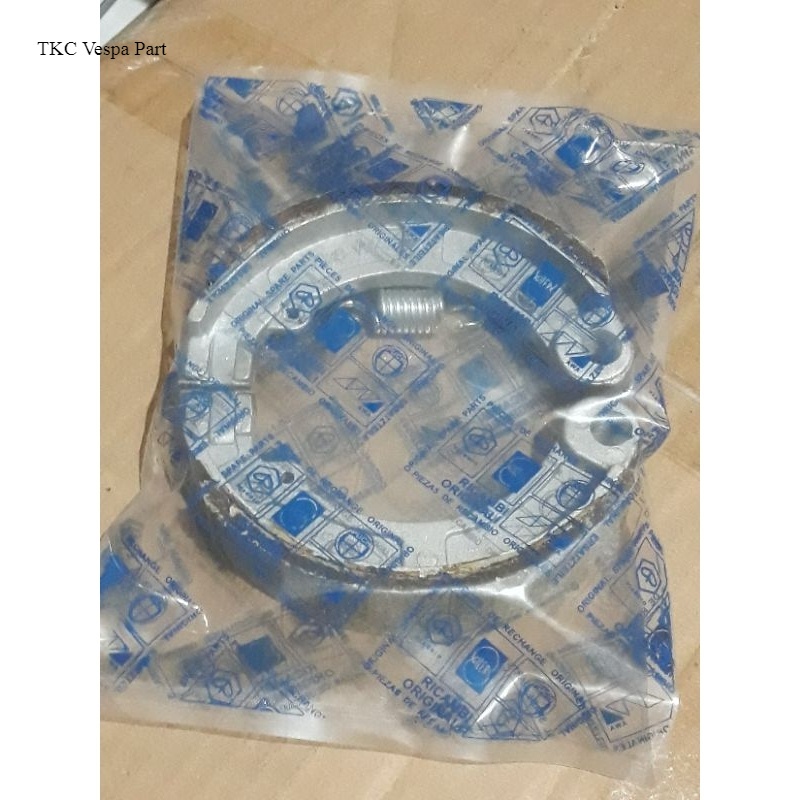 AZ150 pirodo ผ้าเบรคหลังสําหรับ vespa super ring 8 TKC