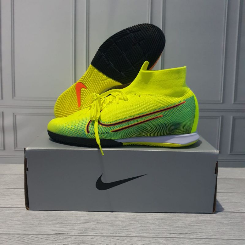 รองเท้าฟุตซอล Nike Mercurial Superfly Vll Lemon Venom กีฬา