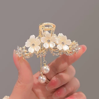 Camellia คลิปพู่ ประดับมุก พลอยเทียม หรูหรา เรียบง่าย