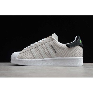 2020 Adidas Superstar snake White/chalk White fv2822 รองเท้าวิ่ง