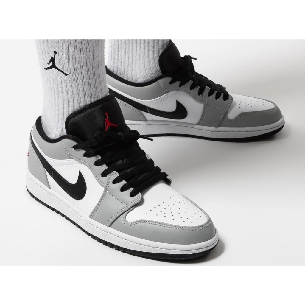 Nike Air Jordan 1 Low Light Smoke Grey รองเท้า Hot sales